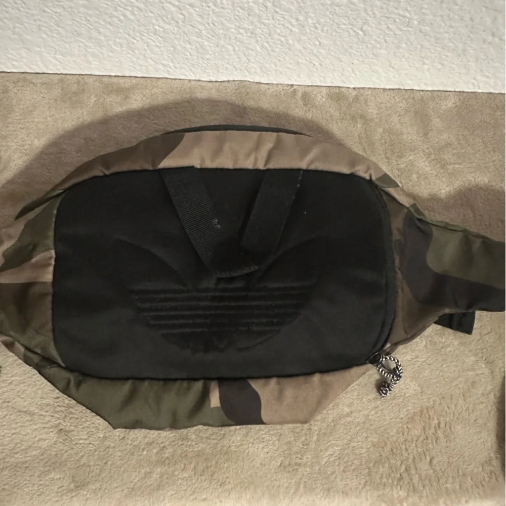 Adidas Originals‎ Mens Camo Fanny Pack Crossbody Bag Buckle Camouflage